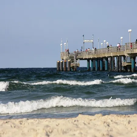 Casa vacanze Skandinavisch Eingerichtetes Doppelhaus In