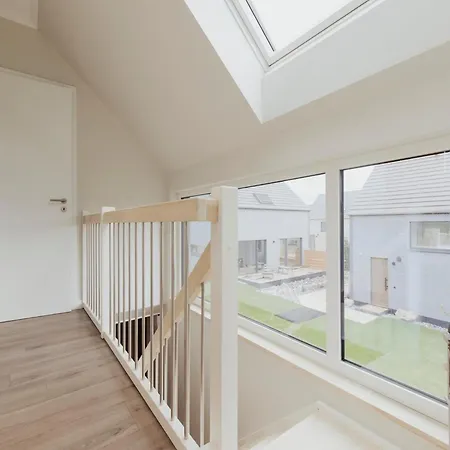 Casa vacanze Skandinavisch Eingerichtetes Doppelhaus In